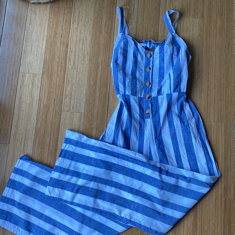 Striped jumpsuit!
